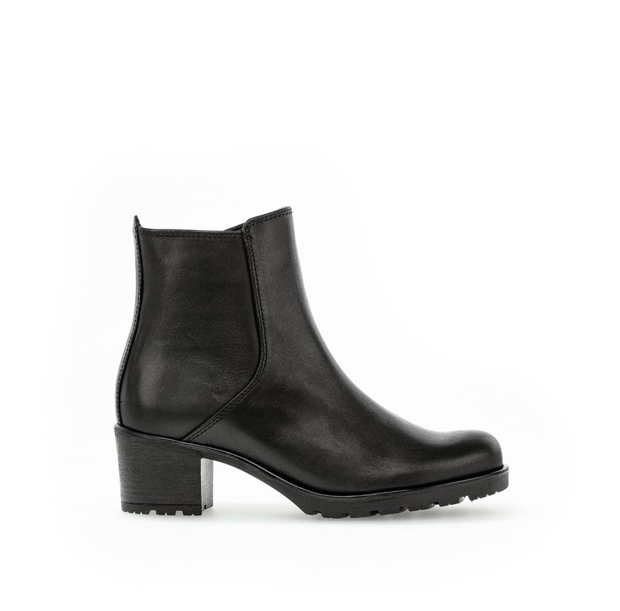 Gabor 52.800.57 Black Ankle Boots