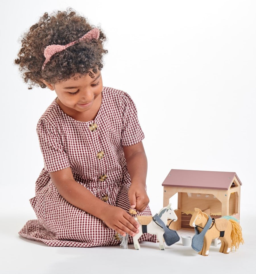 Tender Leaf Toys The Stables TL8165